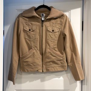 🥳5 for $25 sale! #5for25 
Gap Bomber style jacket Medium